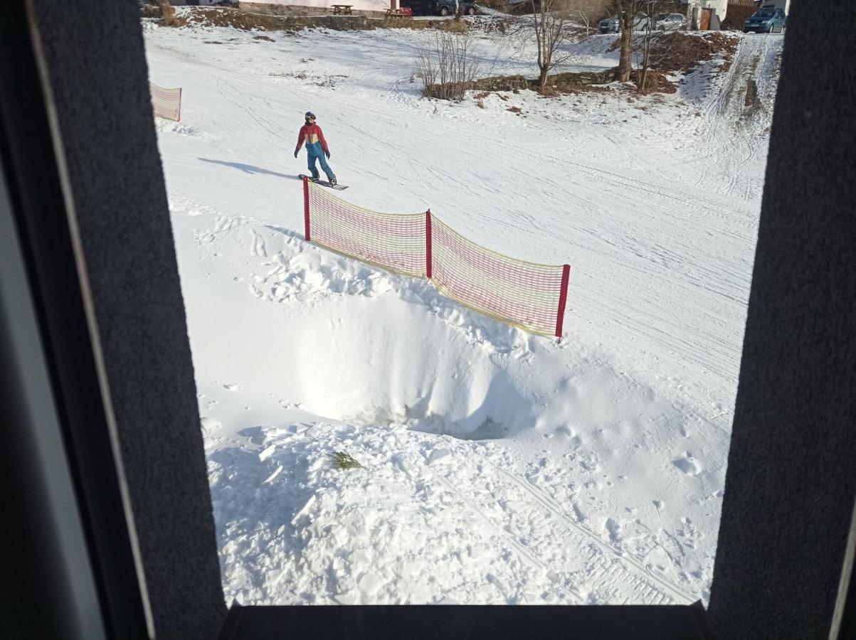 Ski Apartmany Nymburska Chata Pec pod Sněžkou Exterior foto